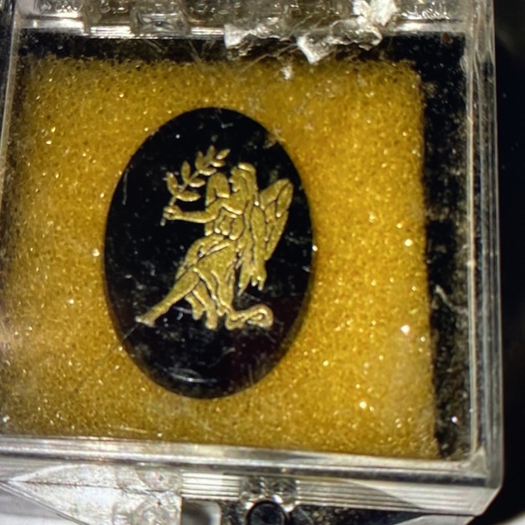 Vintage, black, onyx stone, Virgo zodiac - Picture 3 of 6